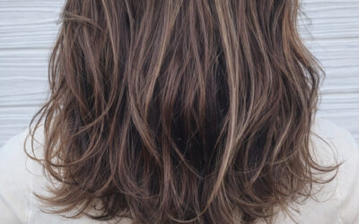 やりすぎないハイライトで、自然に垢抜ける髪へ