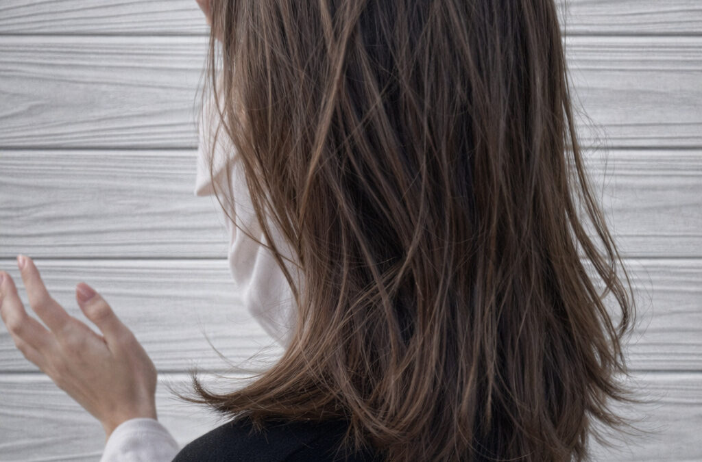 さりげないハイライトで柔らかな印象に